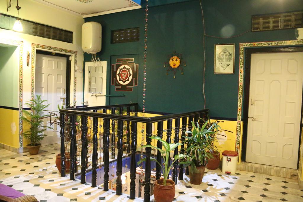 Hotel Everest Pushkar Bagian luar foto