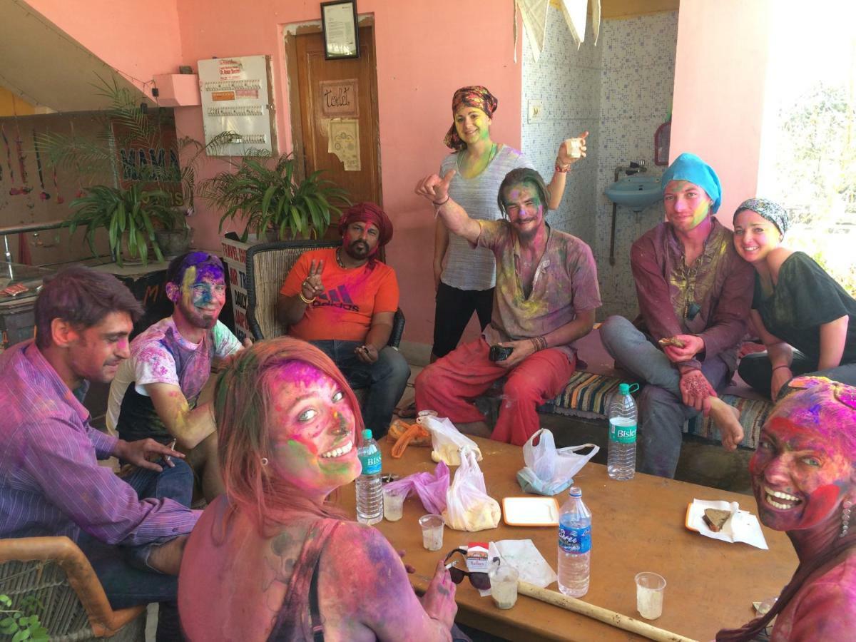 Hotel Everest Pushkar Bagian luar foto