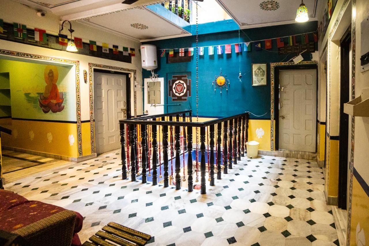 Hotel Everest Pushkar Bagian luar foto